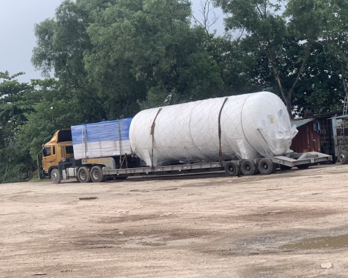 Nhà xe vận chuyển máy móc,vật tư, xe cơ giới . hotline: 0826090037