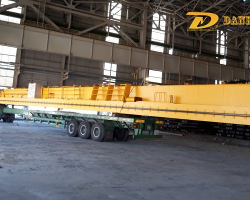 Xe tải chuyển hàng Bắc Nam